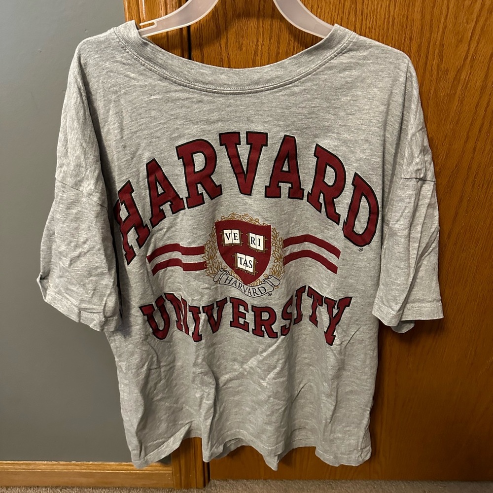 Women’s oversized tee